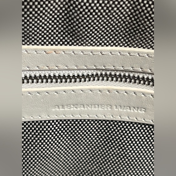 ALEXANDER WANG White Leather Handbag 👜 - Picture 7 of 12